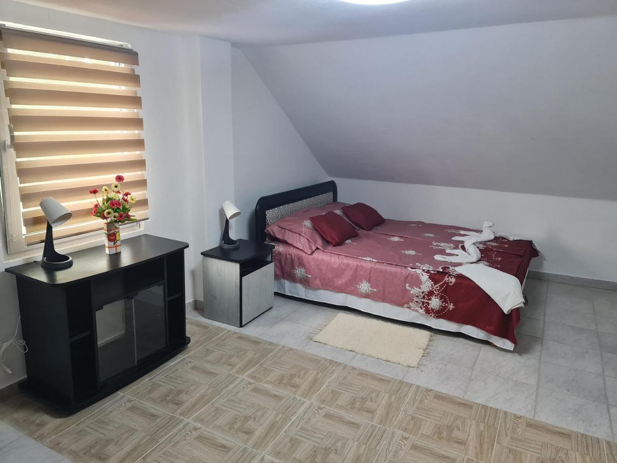 Apartmán Hobby Vendeghaz Kiskunmajsa Exteriér fotografie