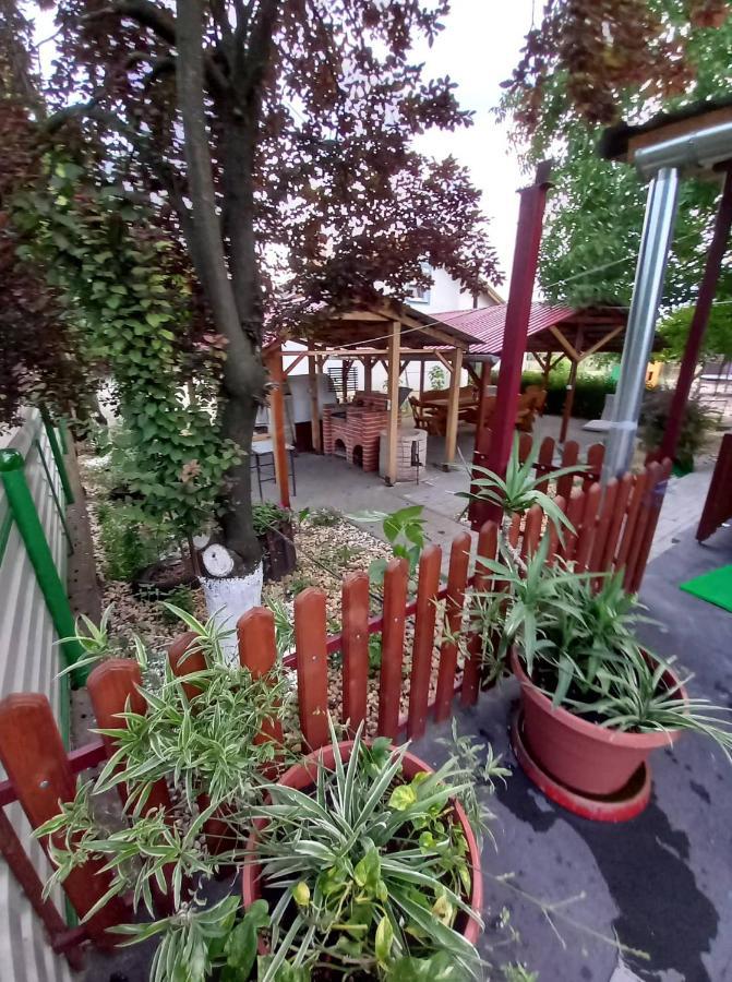 Apartmán Hobby Vendeghaz Kiskunmajsa Exteriér fotografie